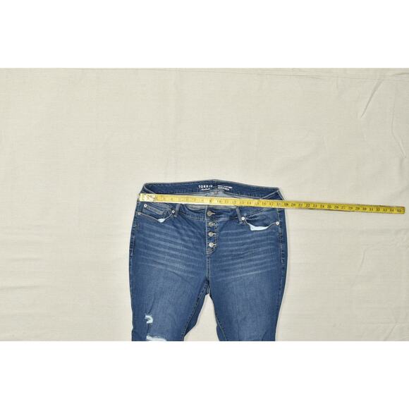 Torrid Women's Plus Size 20S Ripped Distressed Skinny Ankle Jeans Blue Denim - Picture 3 of 8